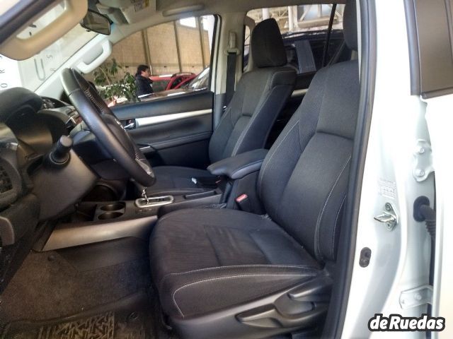 Toyota Hilux Usada en Mendoza, deRuedas