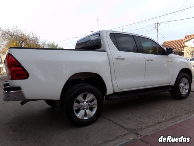 Toyota Hilux Usada en Mendoza, deRuedas