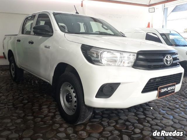 Toyota Hilux Usada en Mendoza, deRuedas