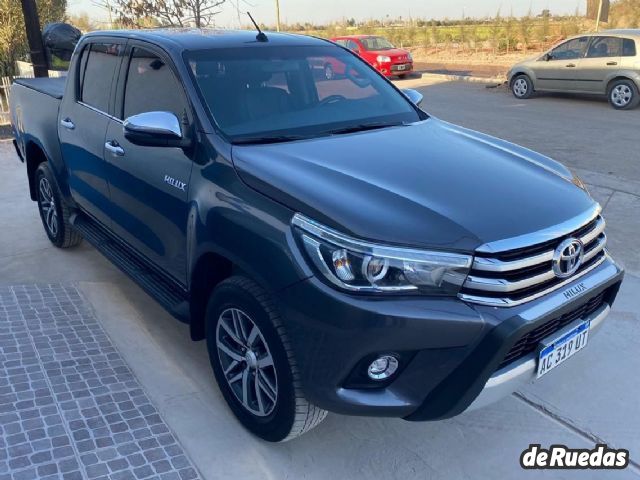 Toyota Hilux Usada en Mendoza, deRuedas