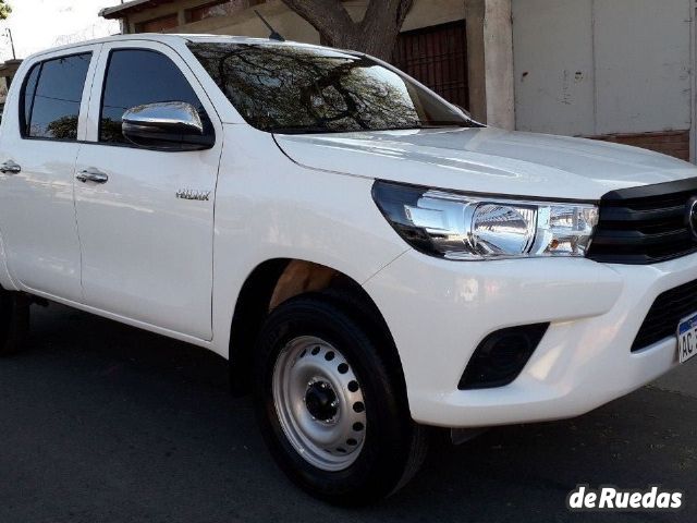 Toyota Hilux Usada en Mendoza, deRuedas