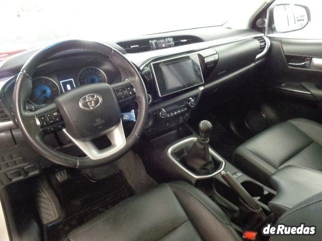 Toyota Hilux Usada en Mendoza, deRuedas