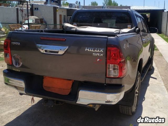 Toyota Hilux Usada en Mendoza, deRuedas