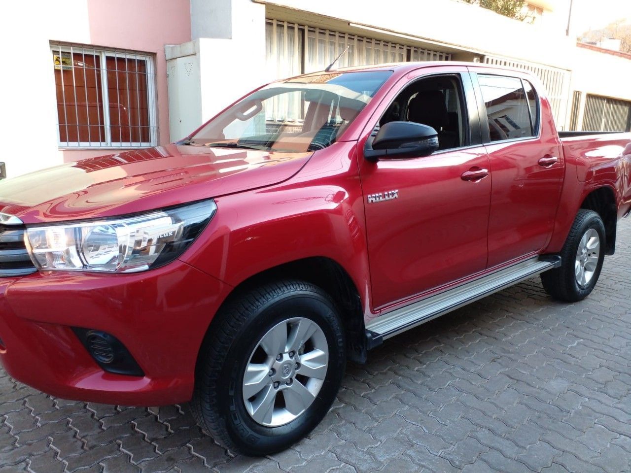 Toyota Hilux Usada en Mendoza, deRuedas