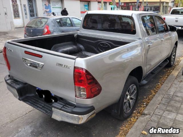 Toyota Hilux Usada en Santa Fe, deRuedas
