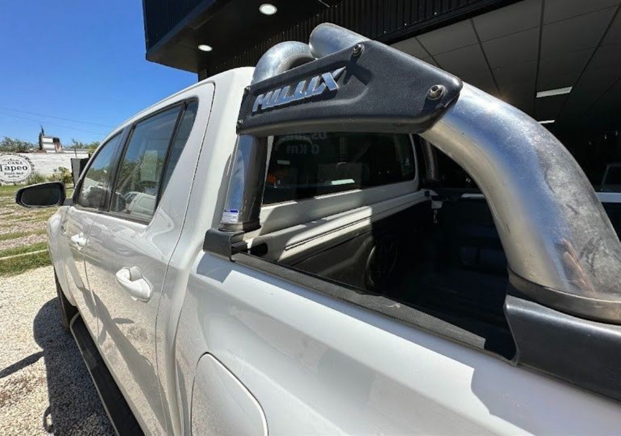 Toyota Hilux Usada en Córdoba, deRuedas