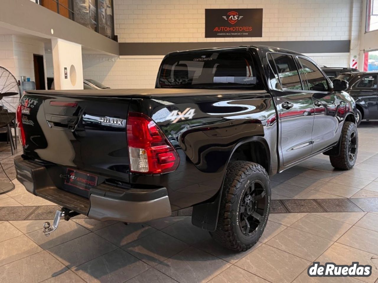 Toyota Hilux Usada en Córdoba, deRuedas