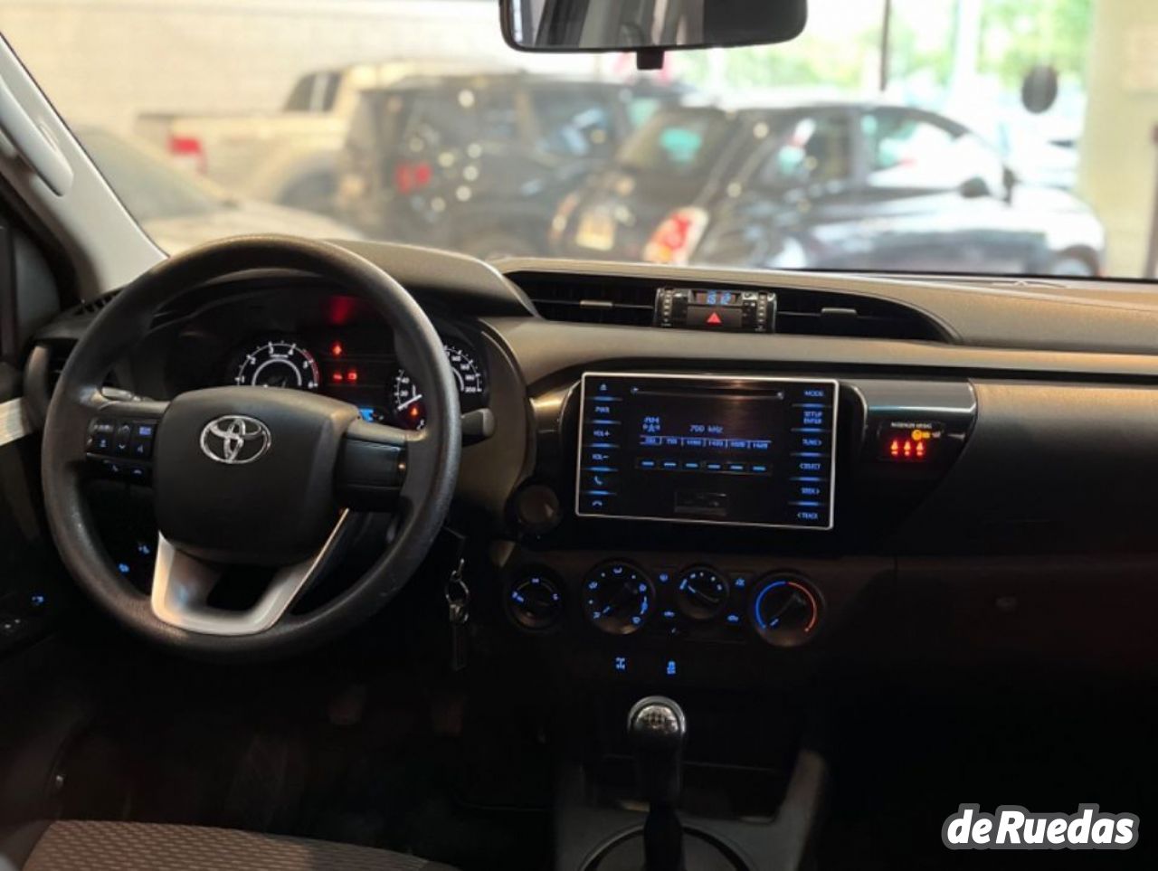 Toyota Hilux Usada en Córdoba, deRuedas