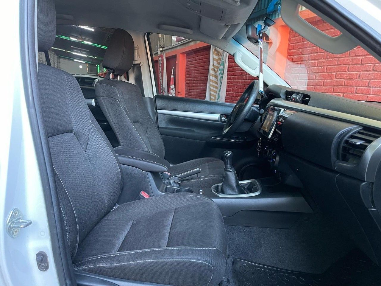 Toyota Hilux Usada en San Juan, deRuedas