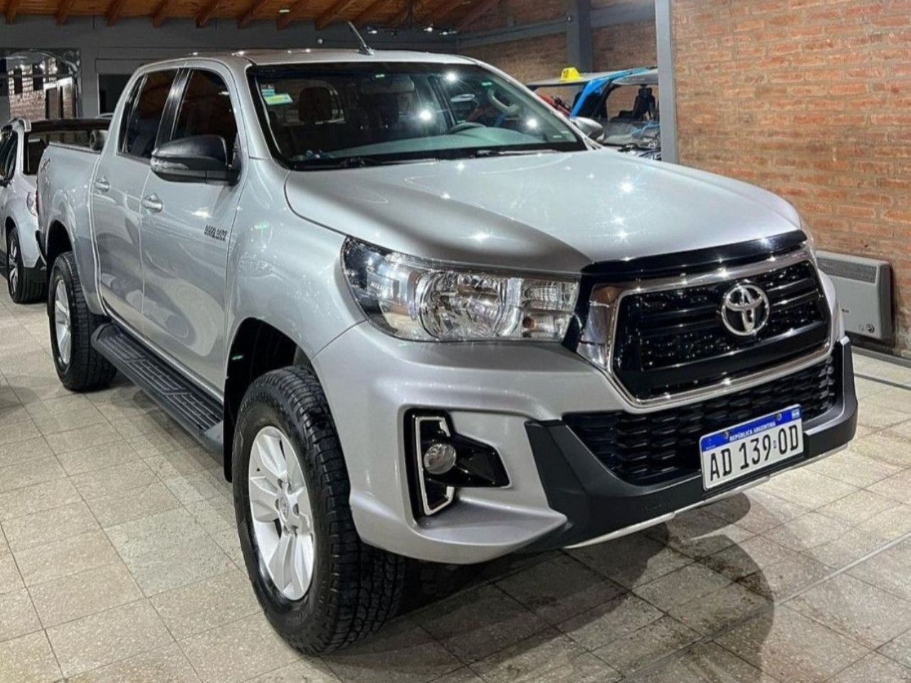 Toyota Hilux Usada en San Juan, deRuedas