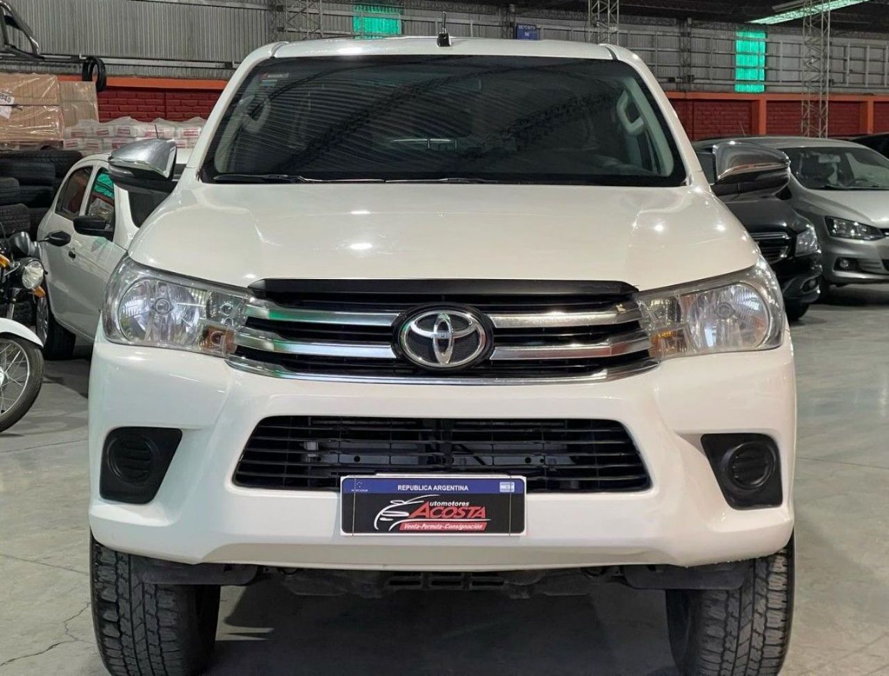 Toyota Hilux Usada en San Juan, deRuedas