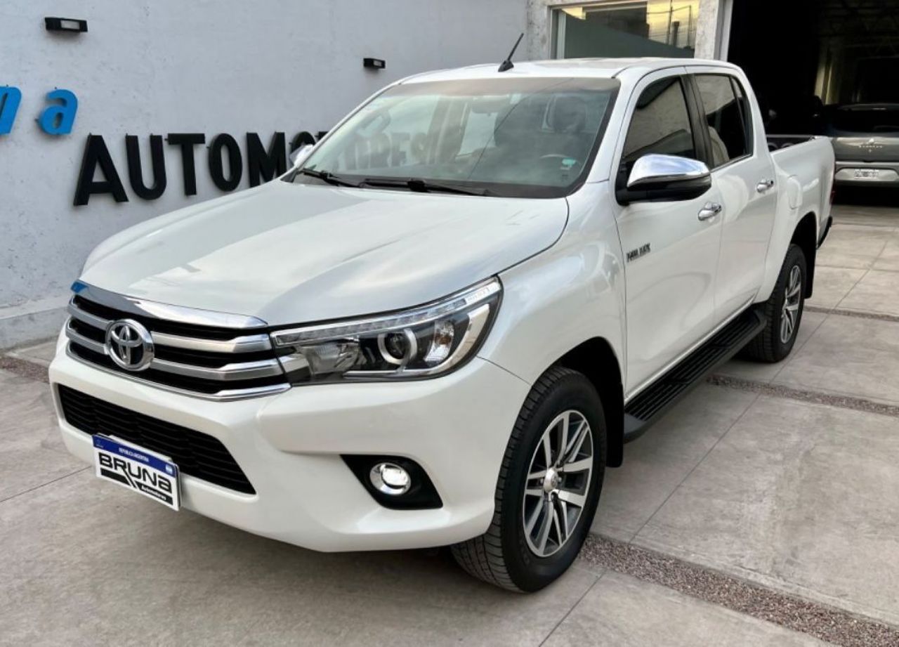 Toyota Hilux Usada en Mendoza, deRuedas