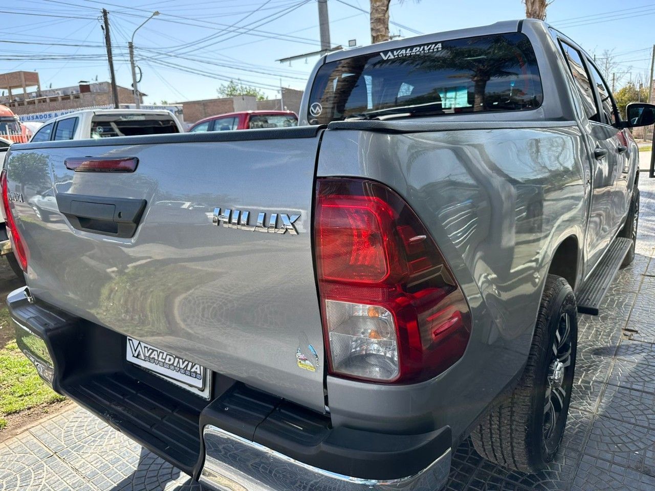 Toyota Hilux Usada en San Juan, deRuedas