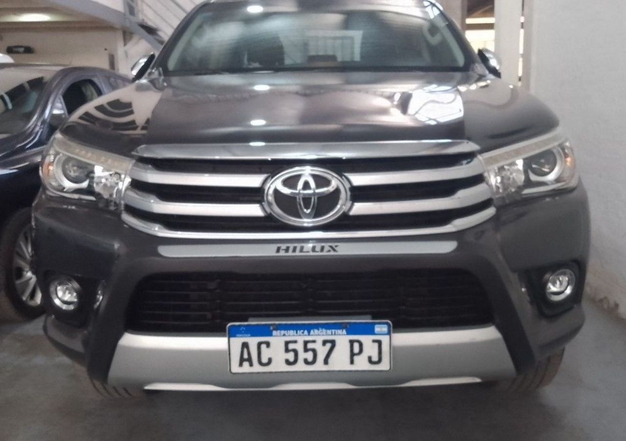 Toyota Hilux Usada en Mendoza, deRuedas