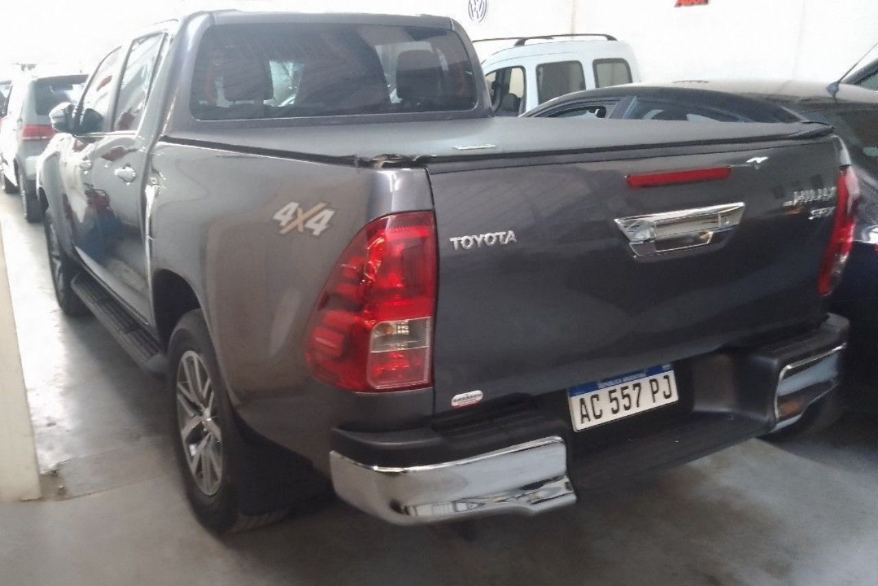 Toyota Hilux Usada en Mendoza, deRuedas