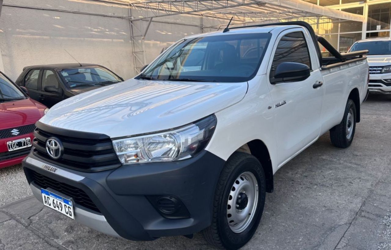 Toyota Hilux Usada en San Luis, deRuedas