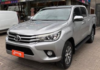Toyota Hilux Usada en Córdoba Financiado