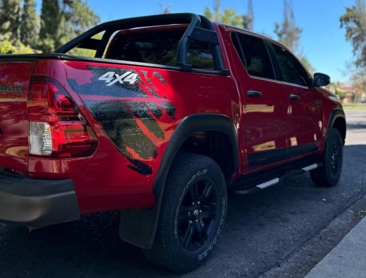 Toyota Hilux Usada Financiado en Mendoza, deRuedas