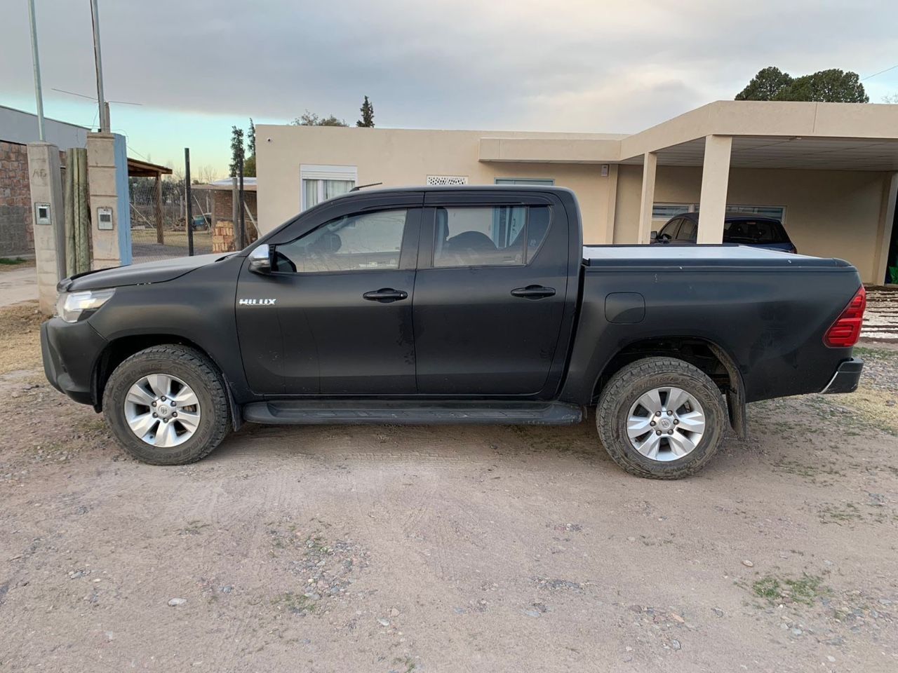 Toyota Hilux Usada en Mendoza, deRuedas