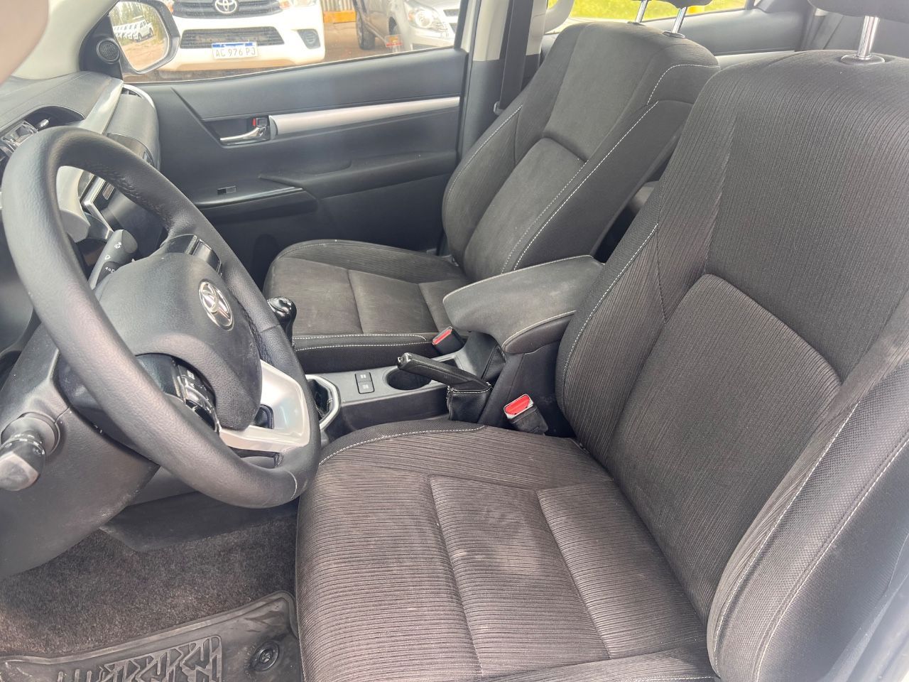 Toyota Hilux Usada en Mendoza, deRuedas