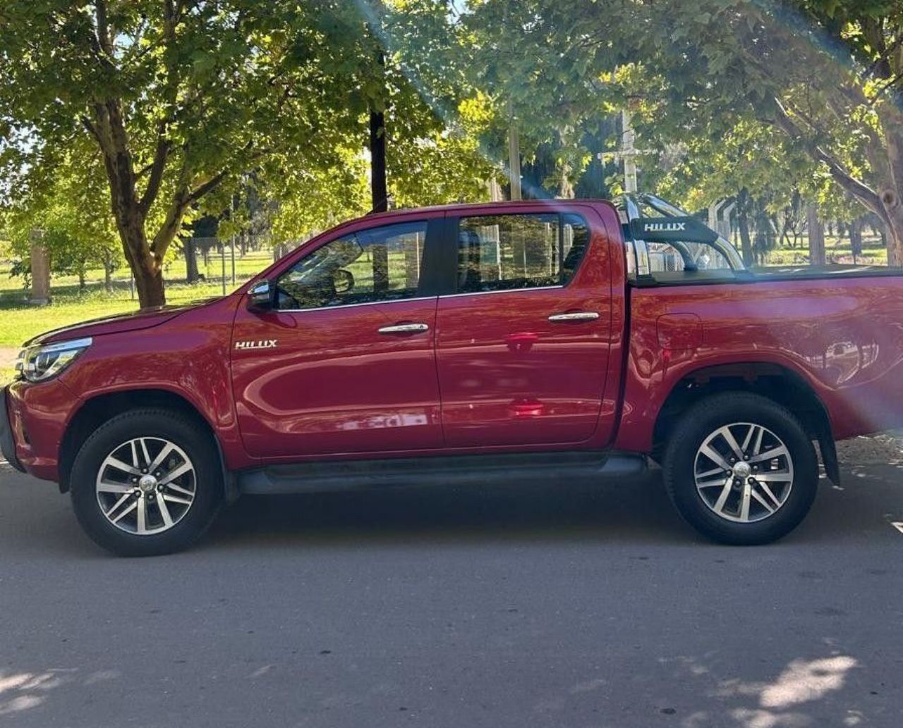 Toyota Hilux Usada Financiado en Mendoza, deRuedas