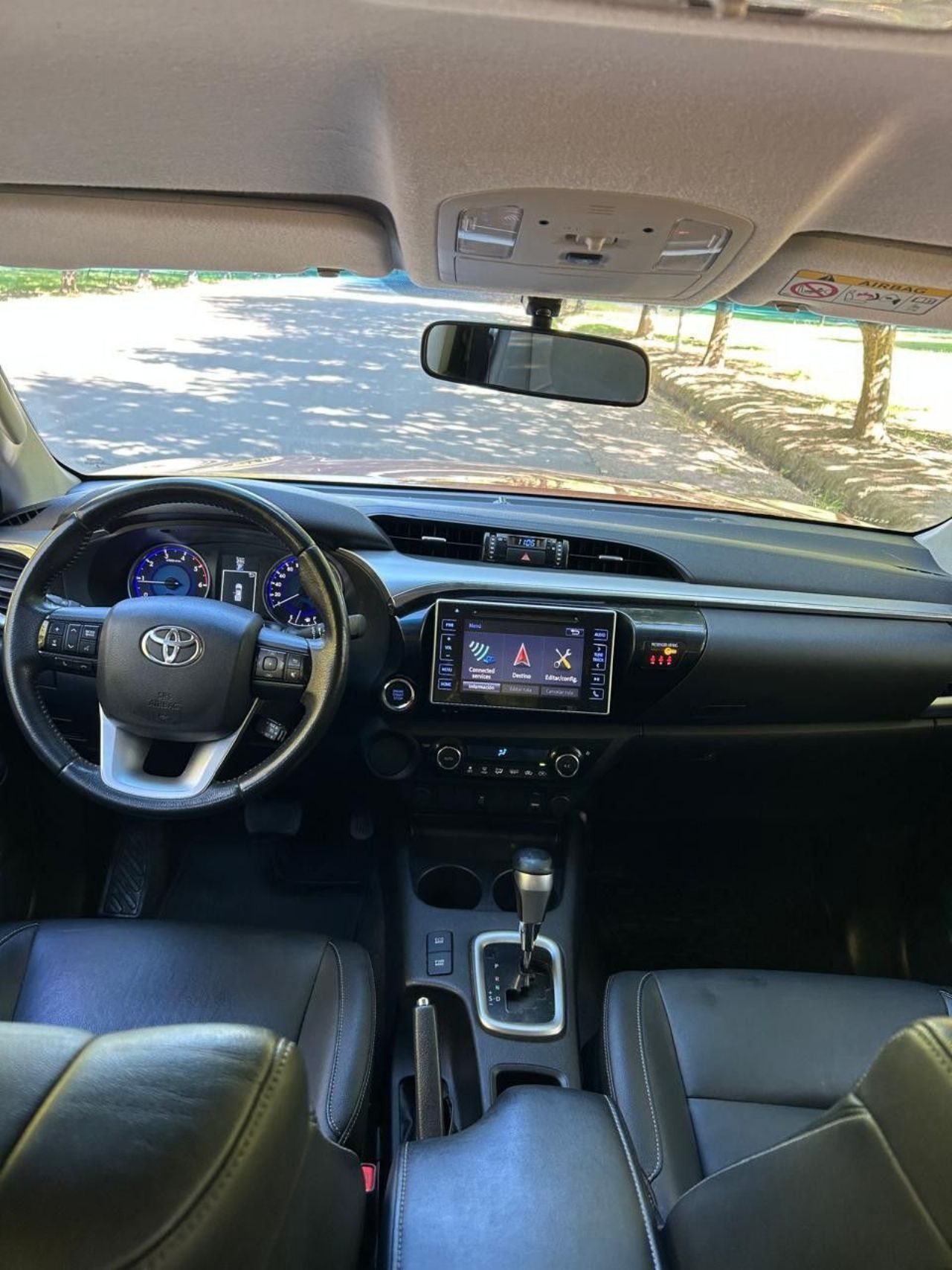 Toyota Hilux Usada Financiado en Mendoza, deRuedas