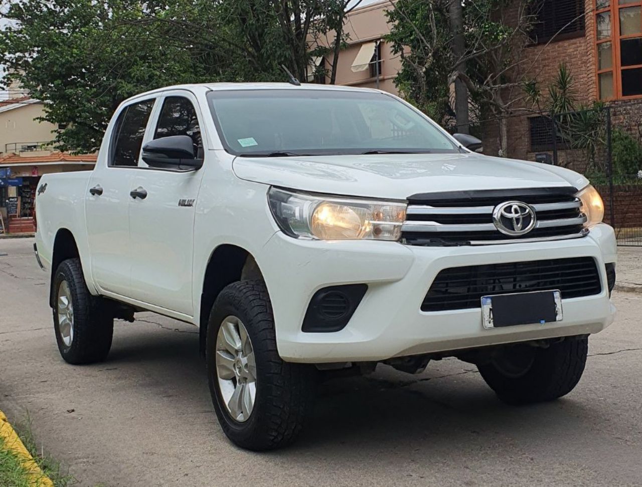 Toyota Hilux Usada Financiado en Córdoba, deRuedas
