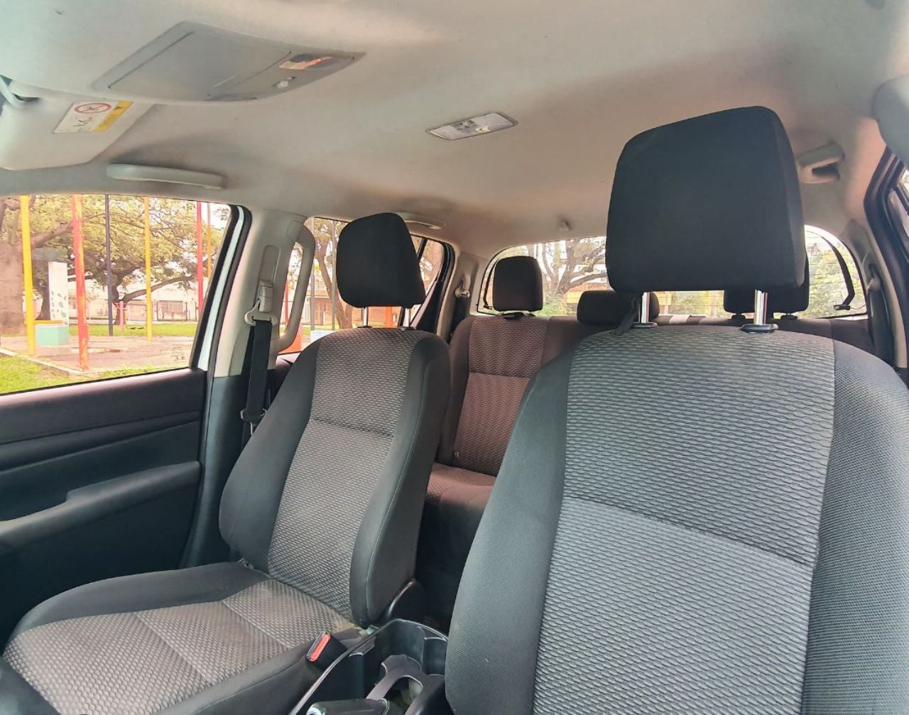 Toyota Hilux Usada Financiado en Córdoba, deRuedas