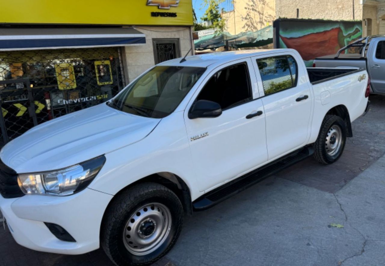 Toyota Hilux Usada en Mendoza, deRuedas