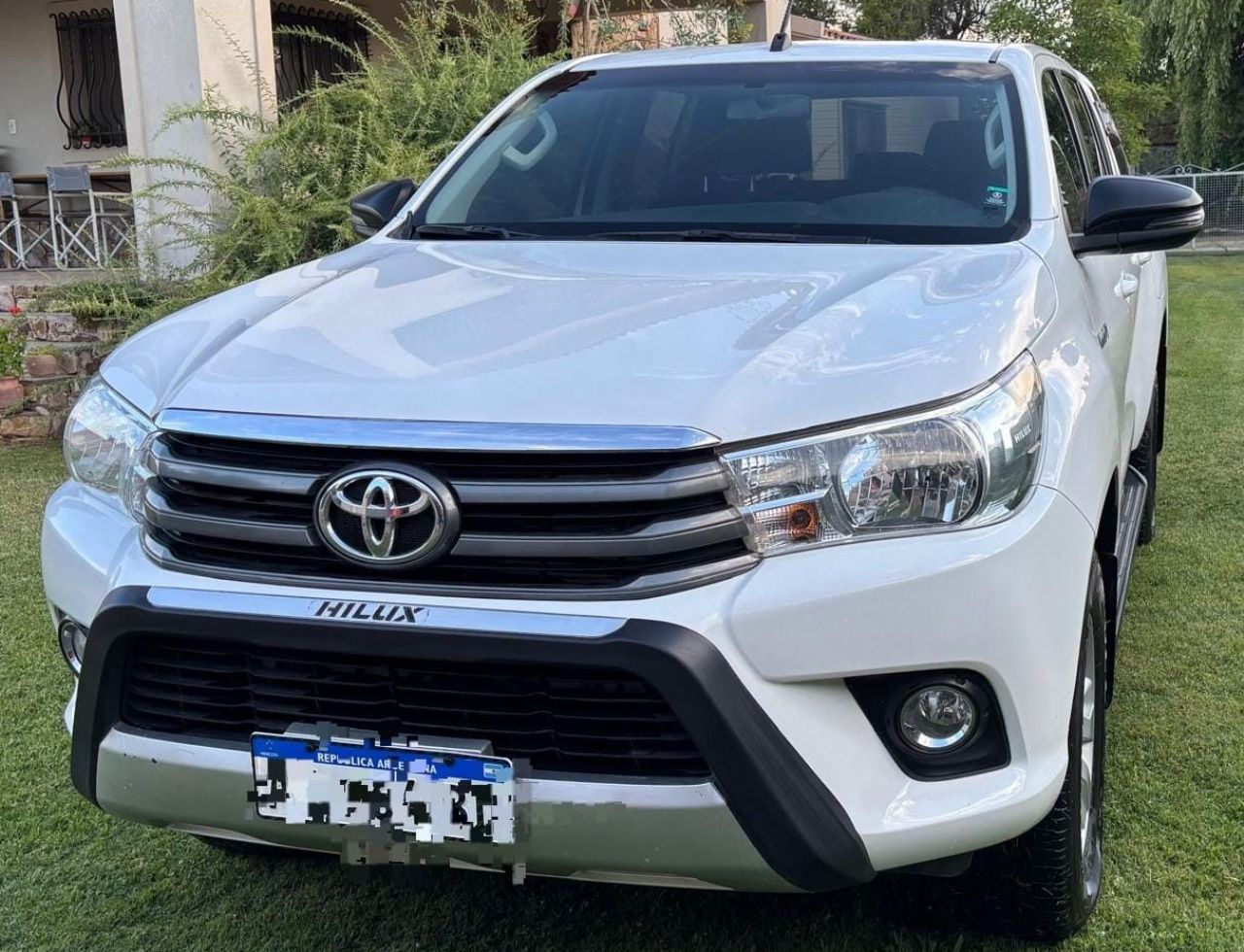 Toyota Hilux Usada en Mendoza, deRuedas