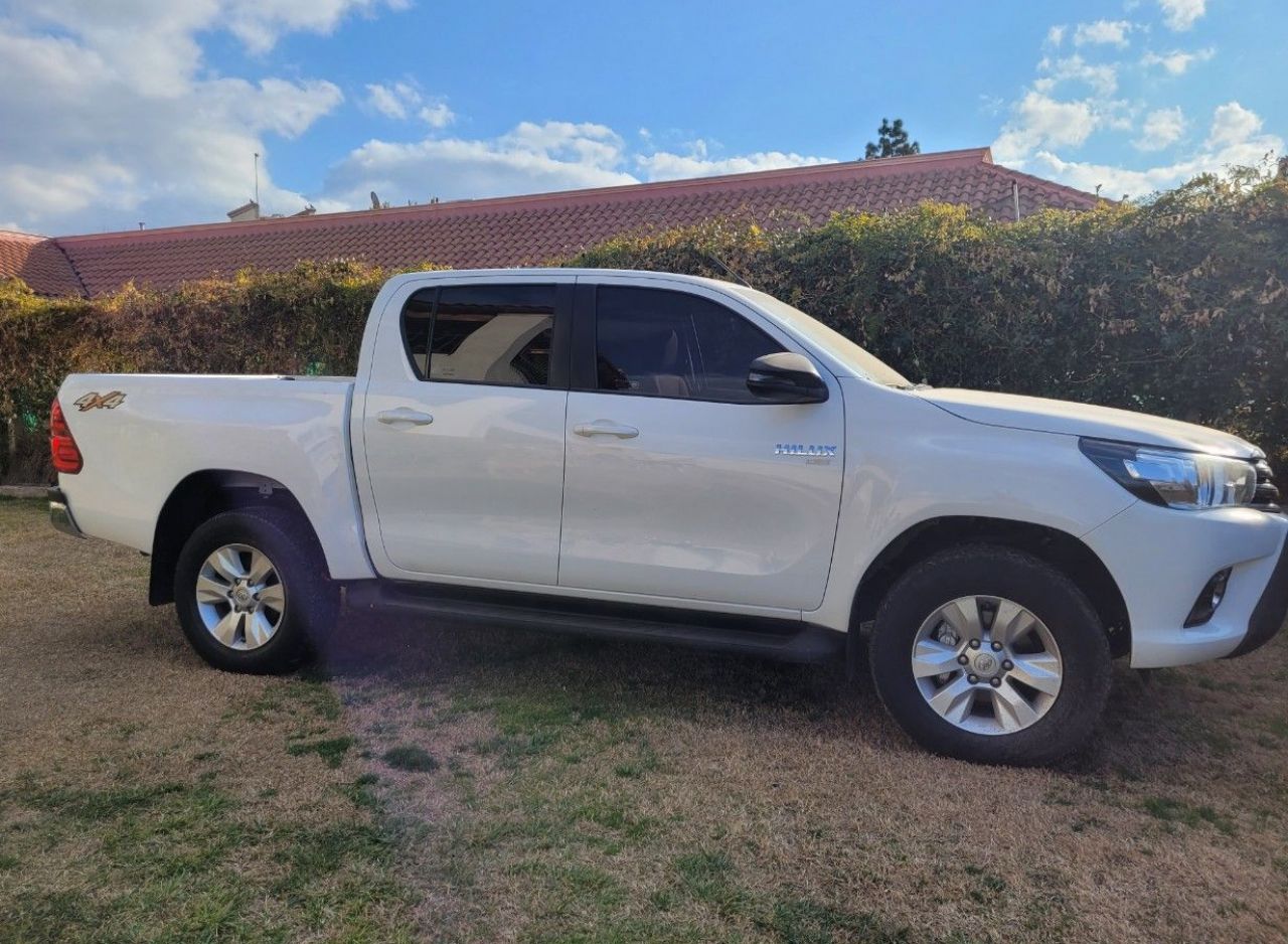 Toyota Hilux Usada en Mendoza, deRuedas