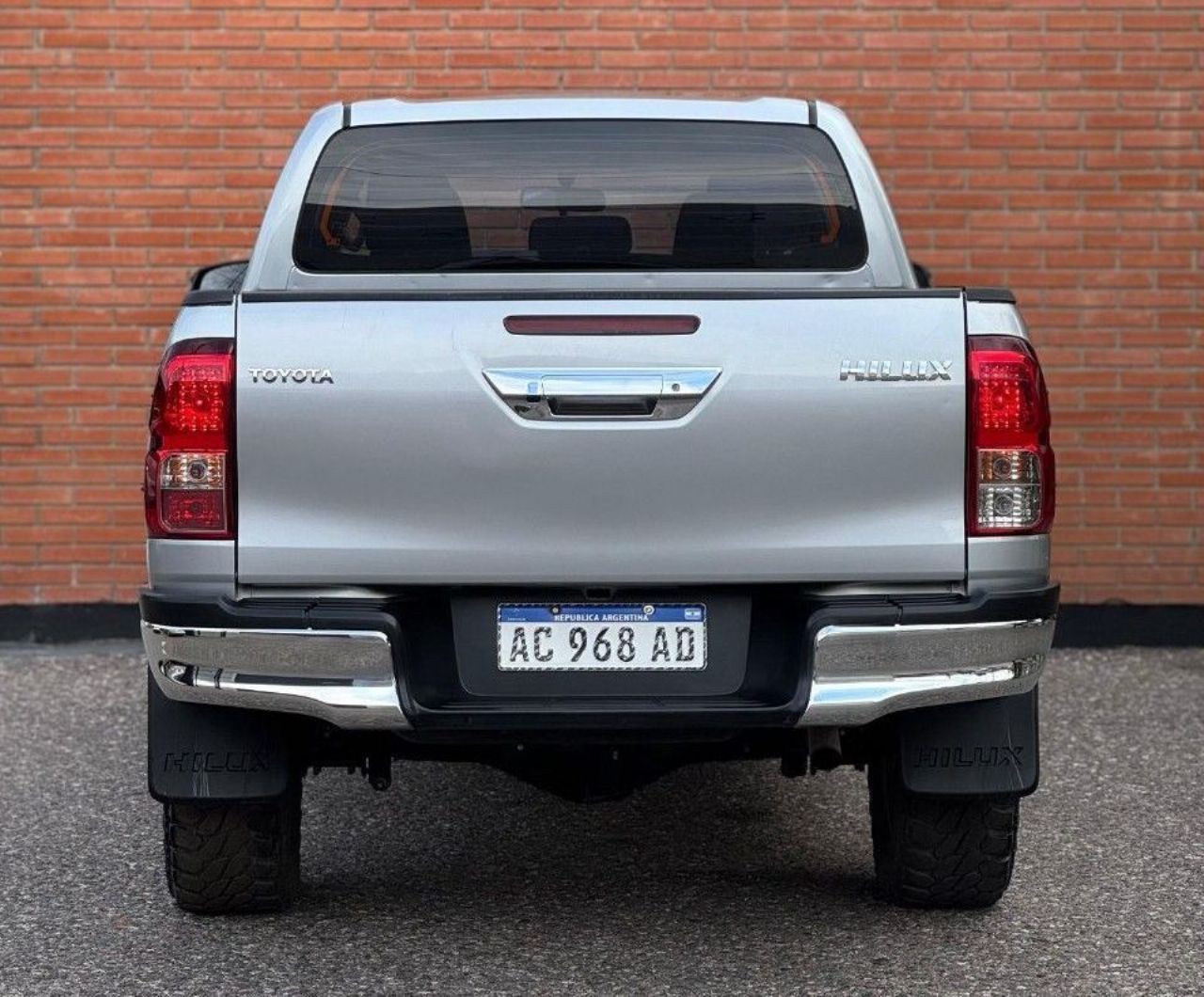 Toyota Hilux Usada Financiado en Córdoba, deRuedas