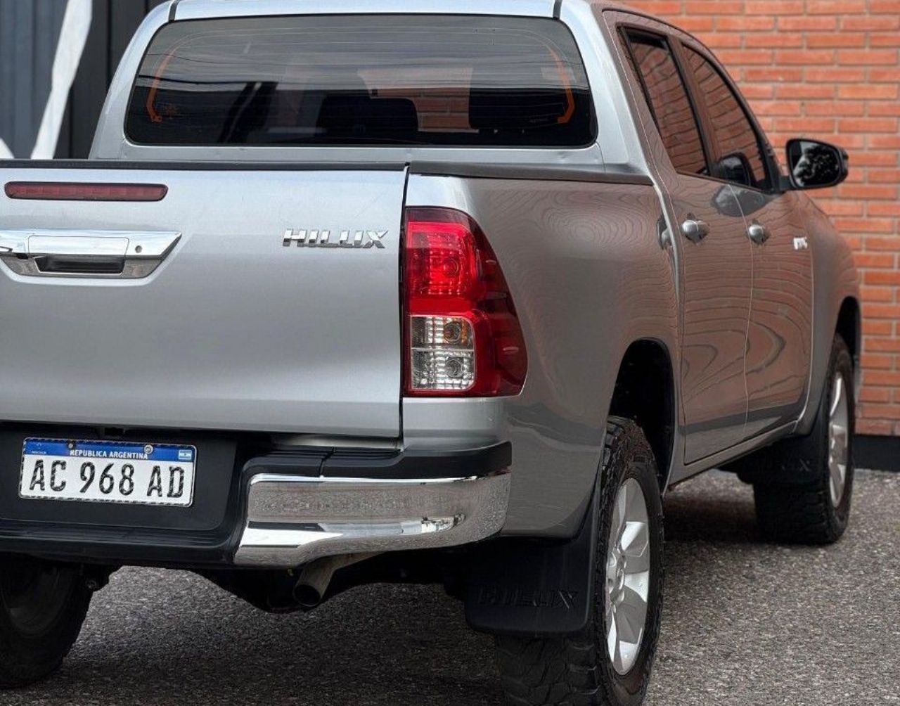 Toyota Hilux Usada Financiado en Córdoba, deRuedas