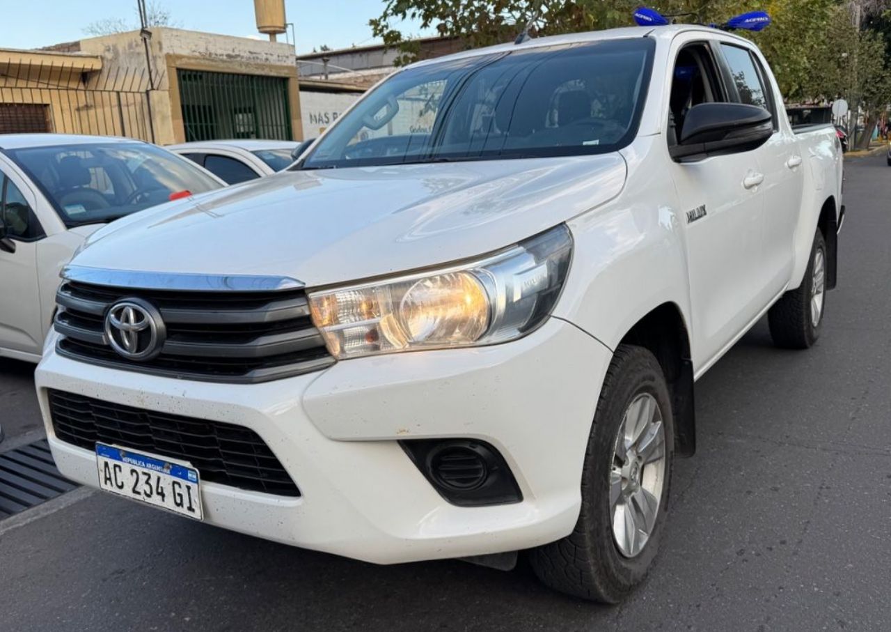 Toyota Hilux Usada en Mendoza, deRuedas