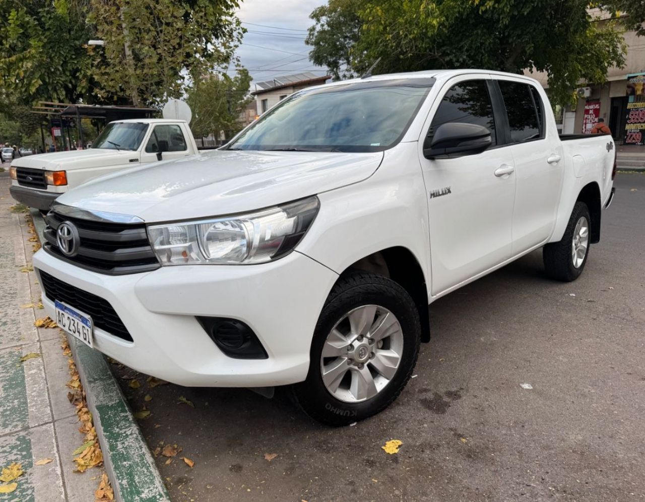 Toyota Hilux Usada en Mendoza, deRuedas