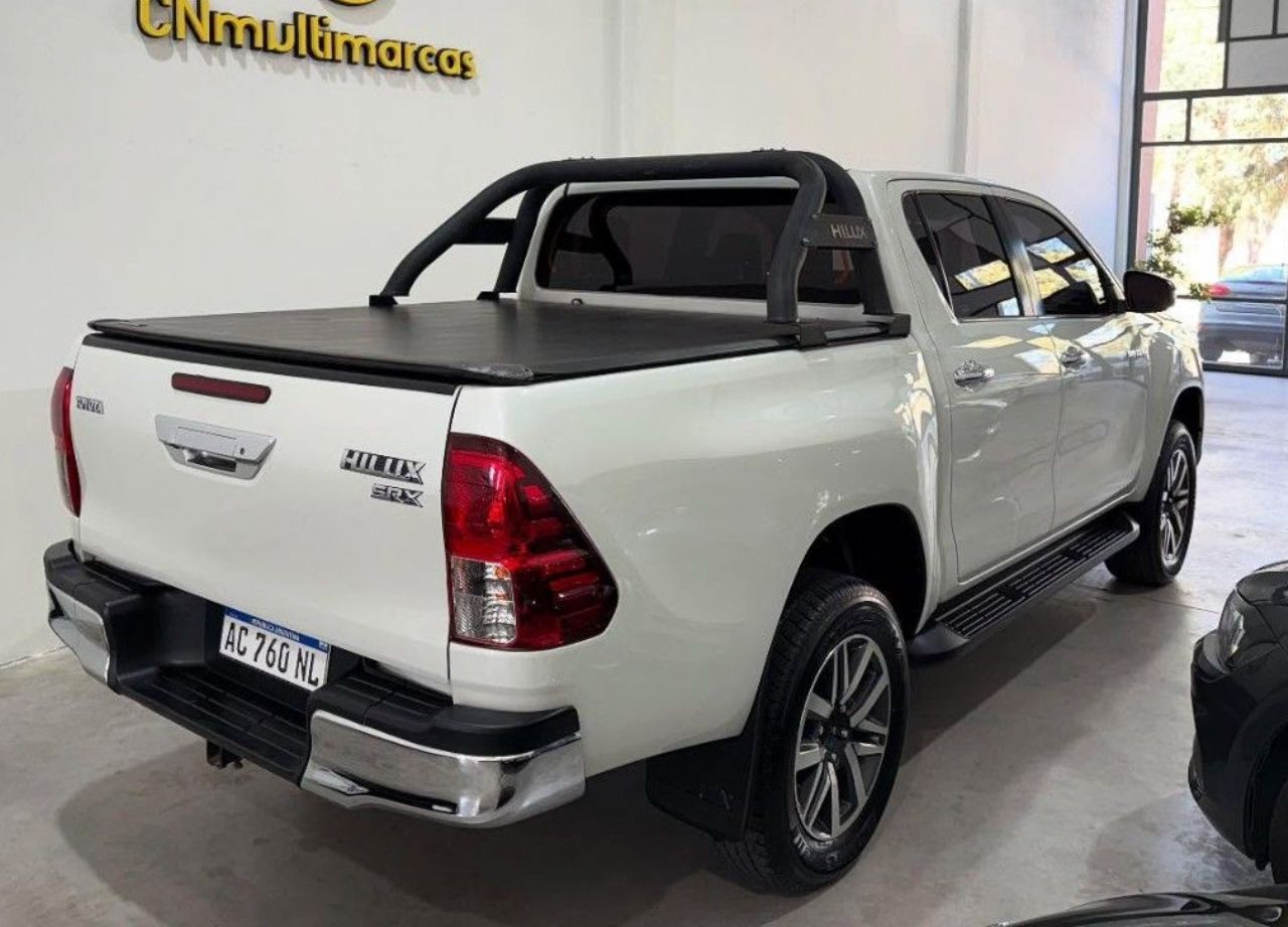 Toyota Hilux Usada en San Luis, deRuedas