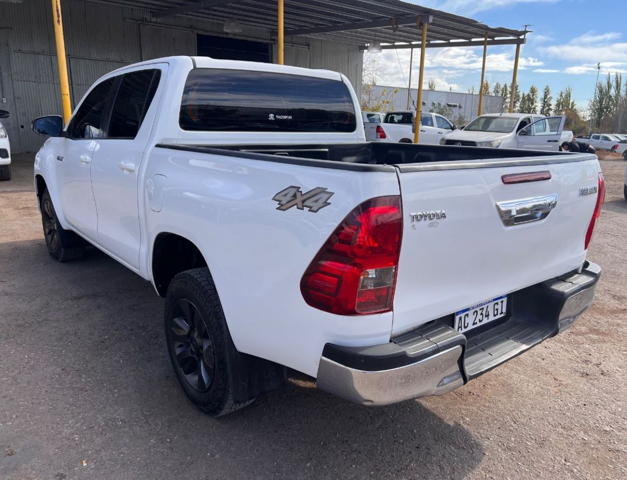 Toyota Hilux Usada en Mendoza, deRuedas