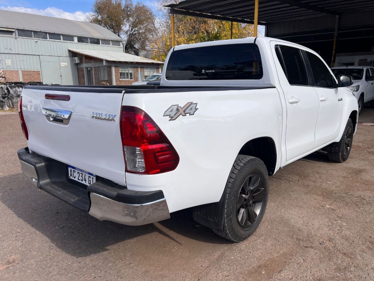 Toyota Hilux Usada en Mendoza, deRuedas