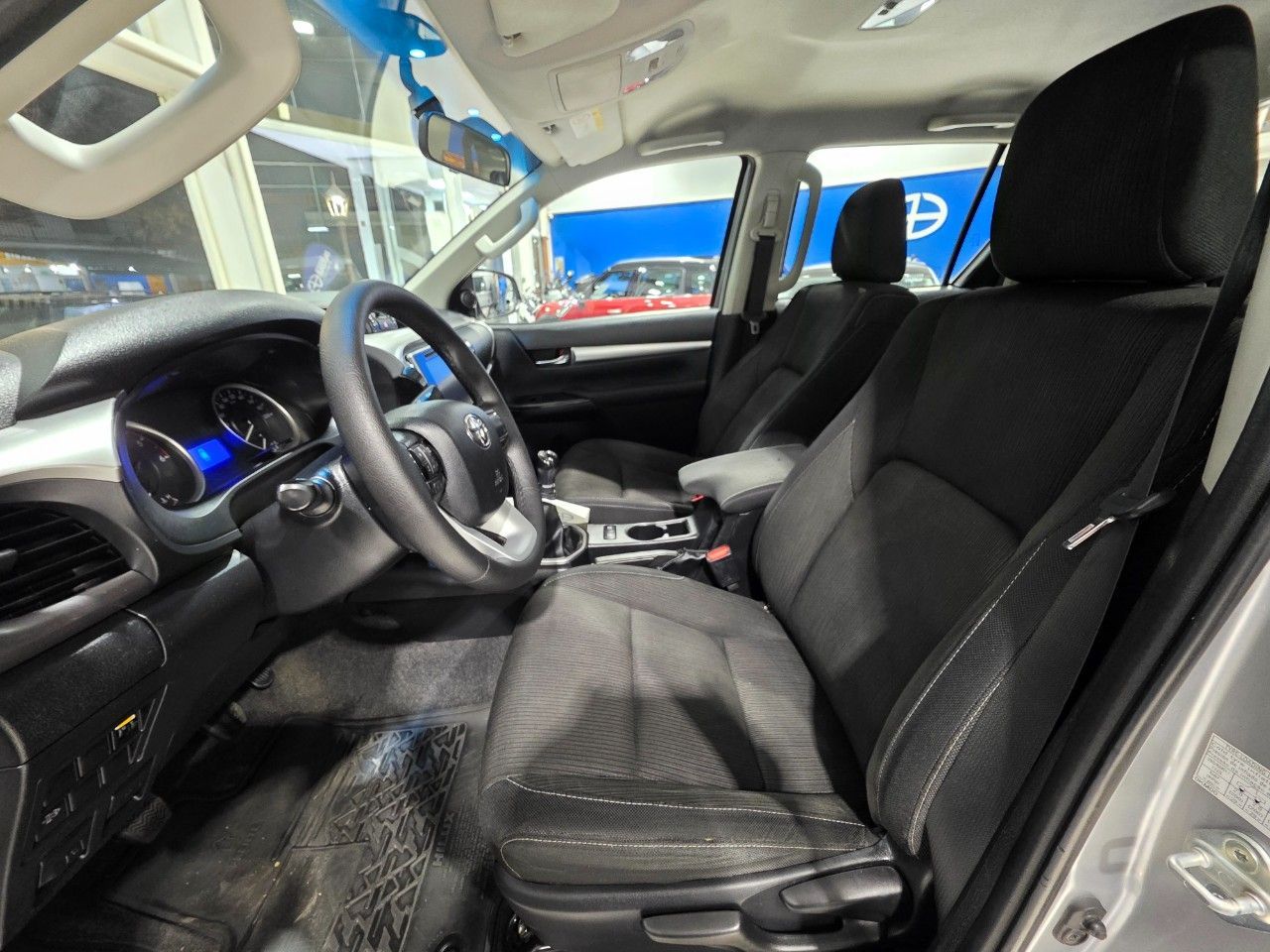 Toyota Hilux Usada Financiado en Mendoza, deRuedas