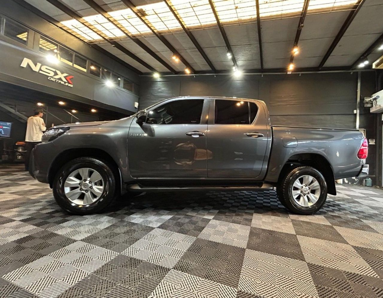Toyota Hilux Usada Financiado en Mendoza, deRuedas