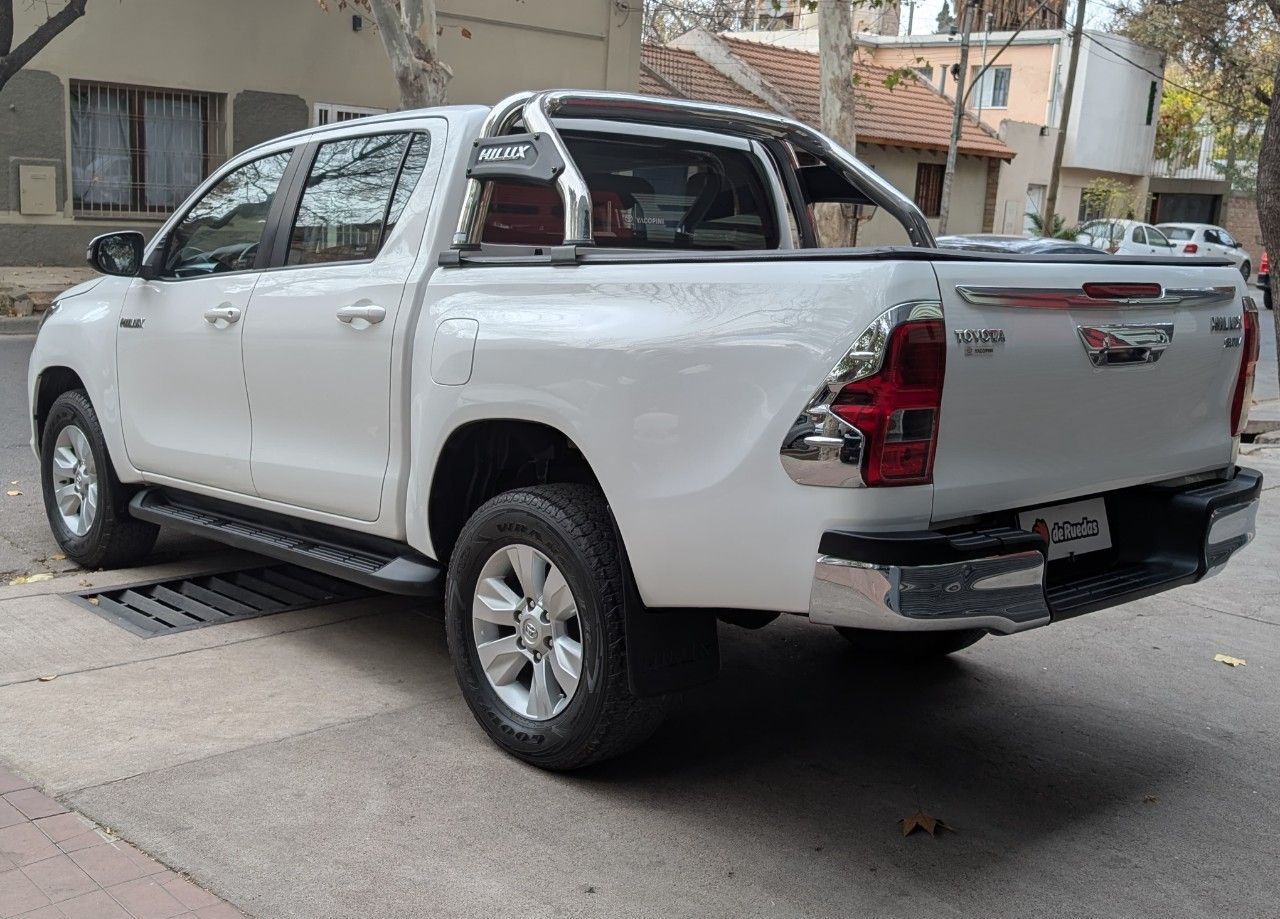 Toyota Hilux Usada en Mendoza, deRuedas