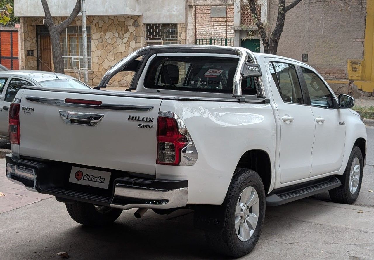 Toyota Hilux Usada en Mendoza, deRuedas