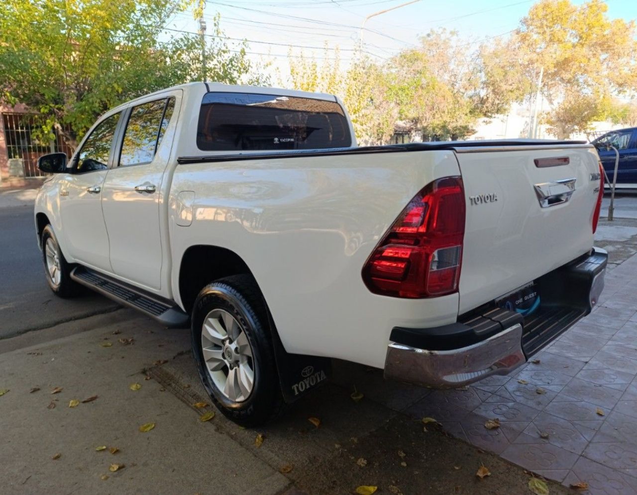 Toyota Hilux Usada Financiado en Mendoza, deRuedas