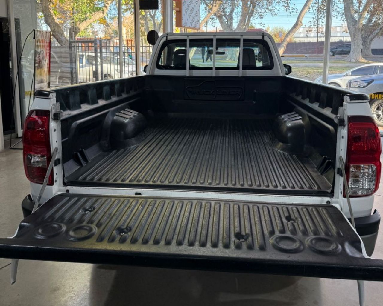 Toyota Hilux Usada Financiado en Mendoza, deRuedas