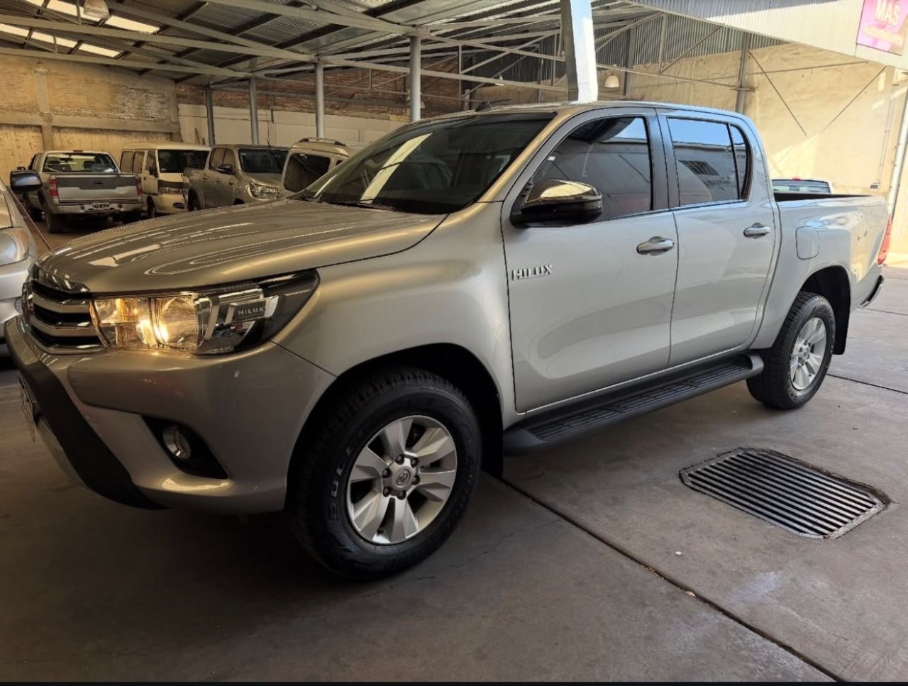 Toyota Hilux Usada en Mendoza, deRuedas