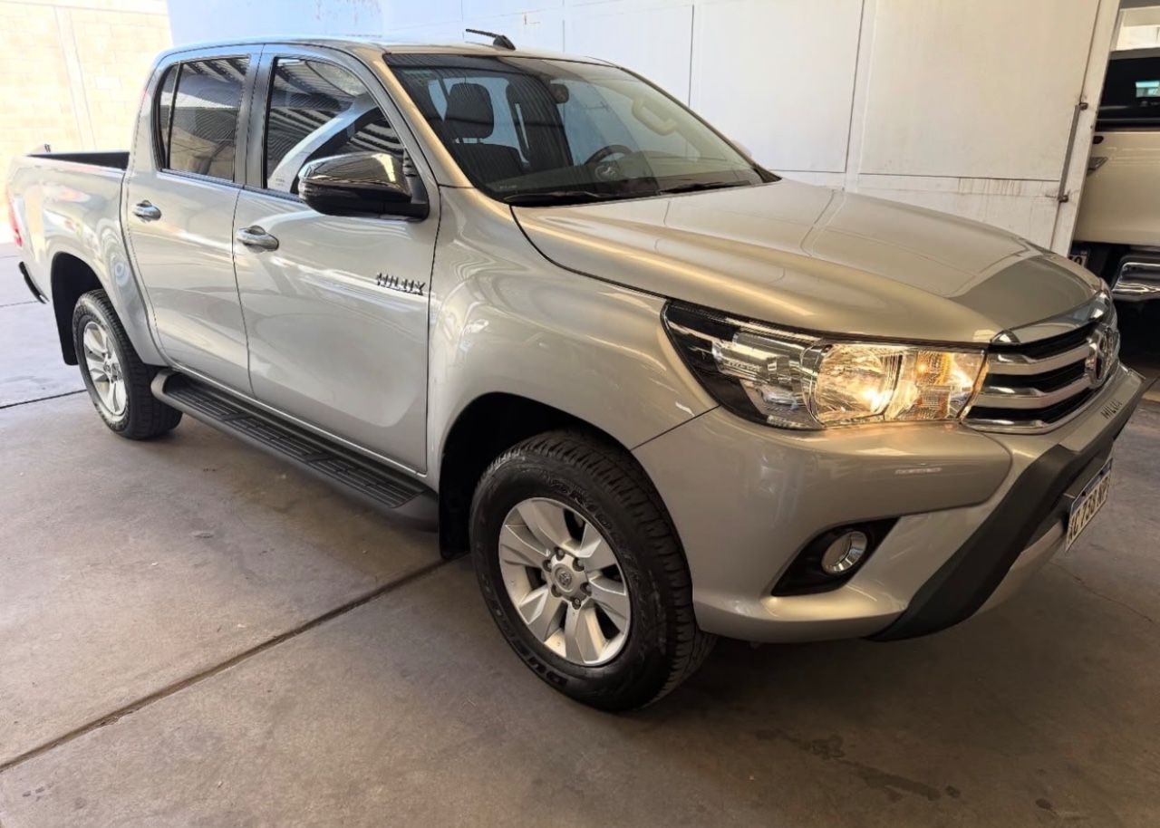 Toyota Hilux Usada en Mendoza, deRuedas