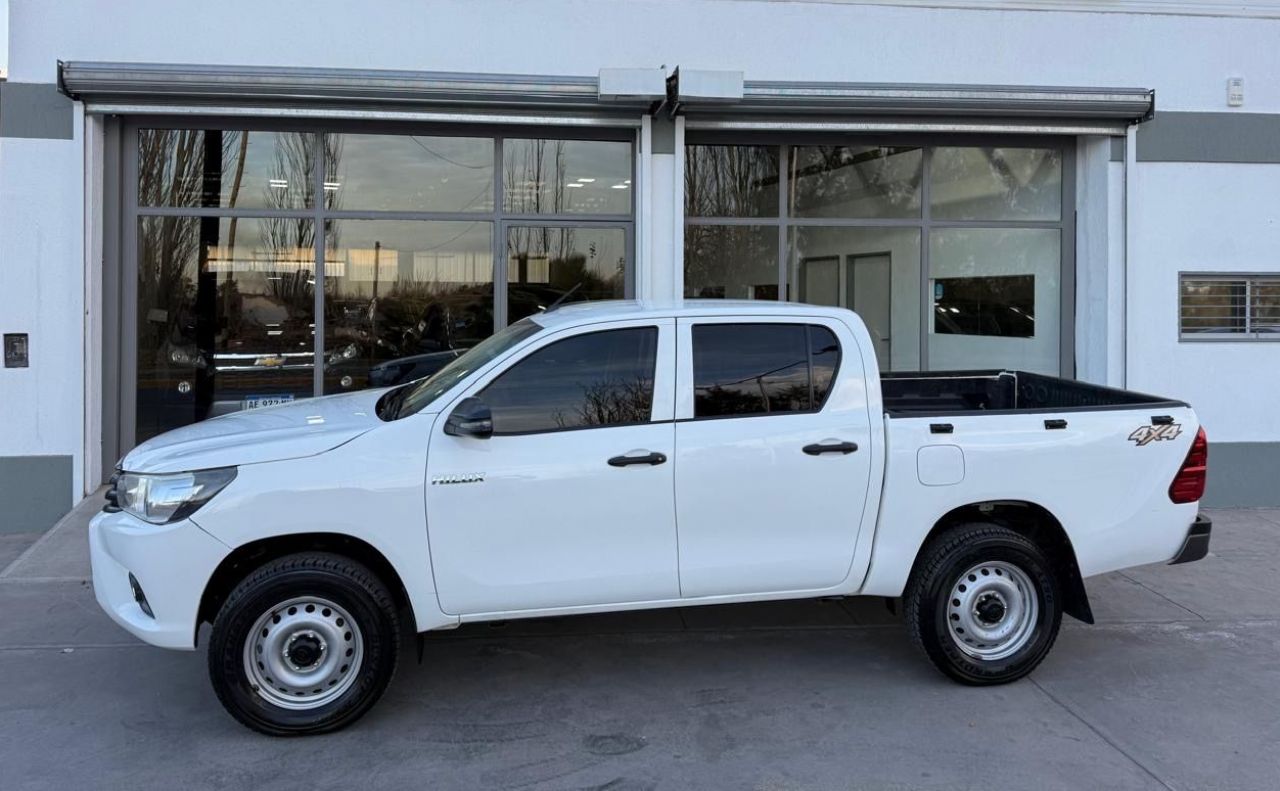 Toyota Hilux Usada en Mendoza, deRuedas