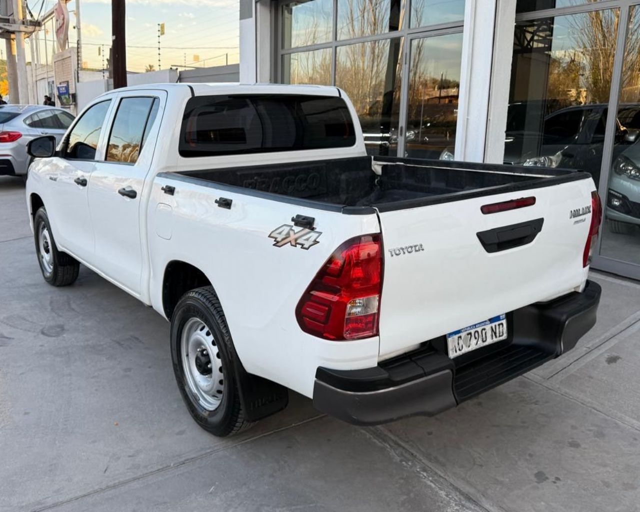 Toyota Hilux Usada en Mendoza, deRuedas