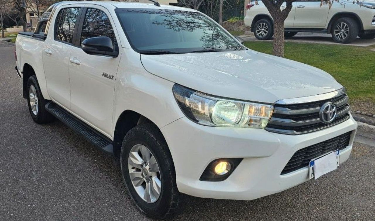 Toyota Hilux Usada en Mendoza, deRuedas