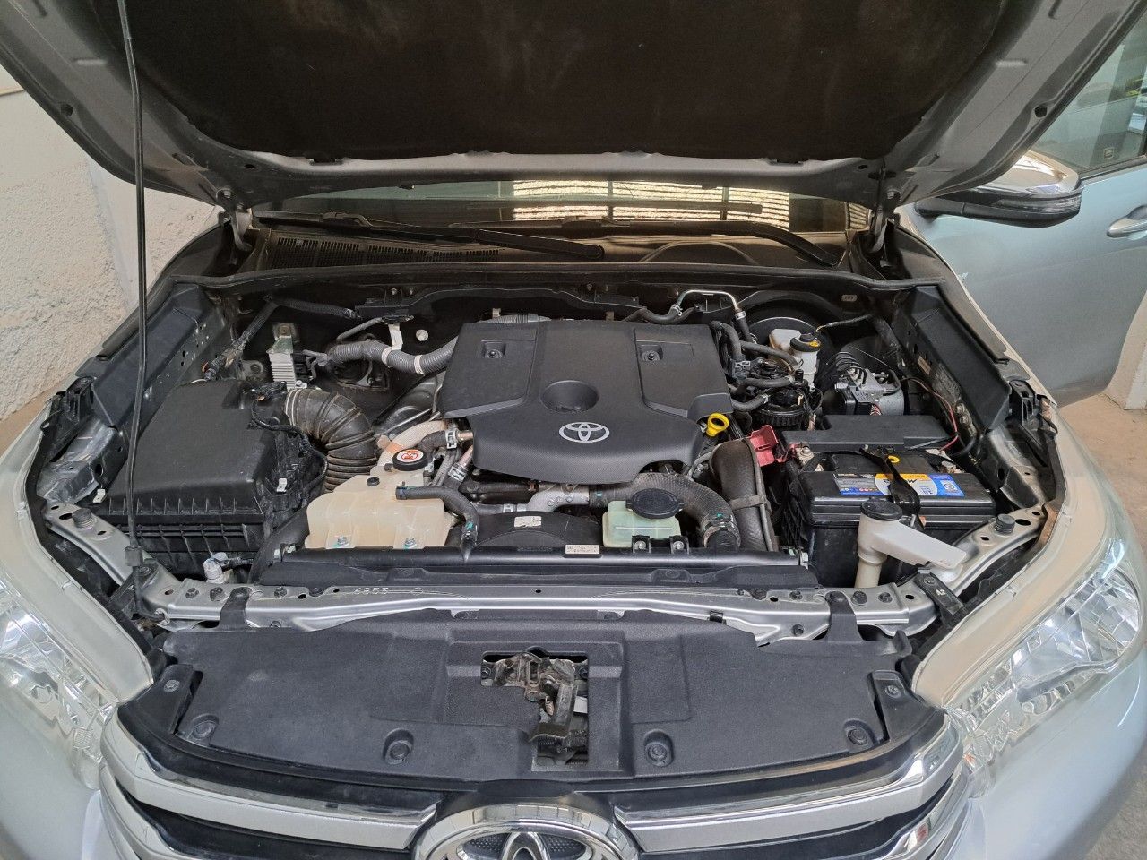Toyota Hilux Usada Financiado en Mendoza, deRuedas
